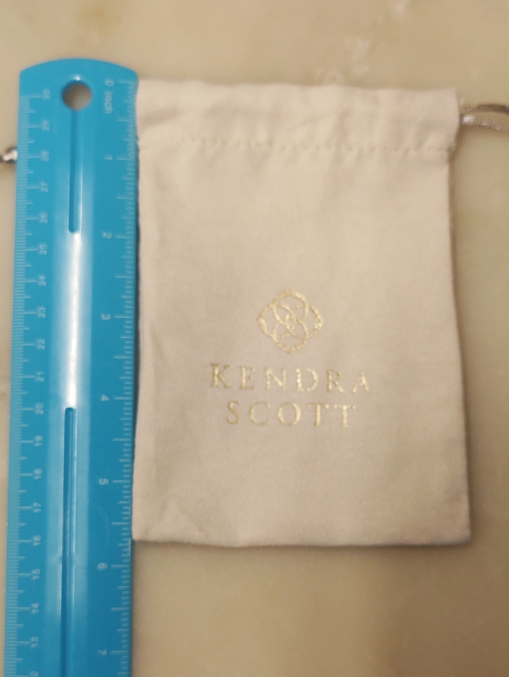 Kendra Scott White & Gold Drawstring Jewelry Dust Bag! - Picture 4 of 6